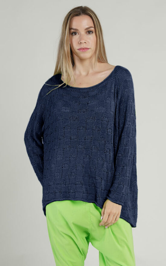 Motley Pullover product photo.