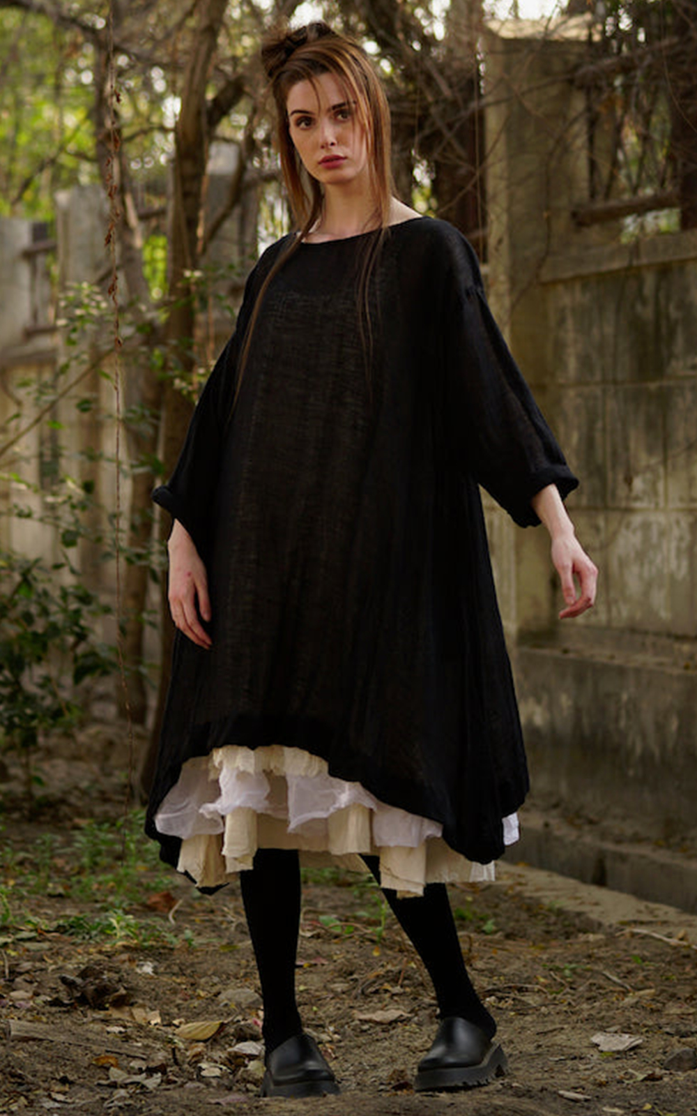 Sylvie Tunic Dress In Gauze Linen product photo.